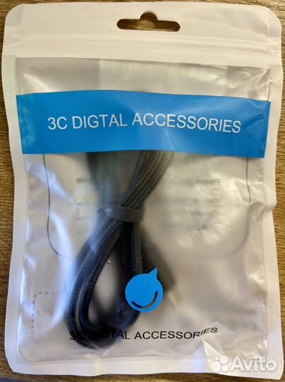 Зарядный шнур на iPhone