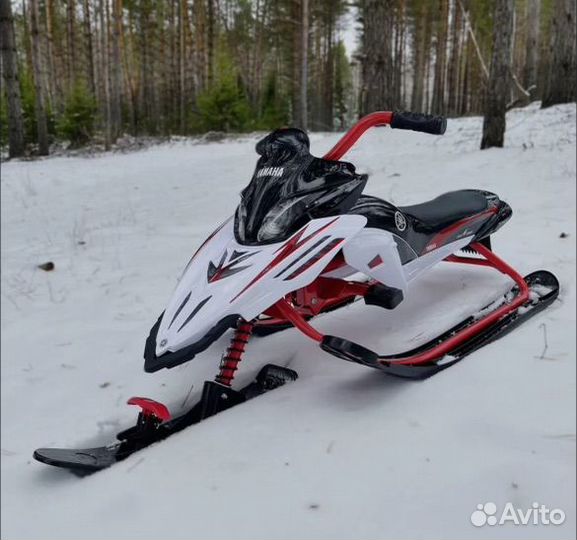 Снегокат yamaha Apex snow bike with LED