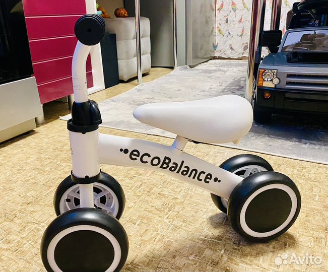 Беговел для малышей от года