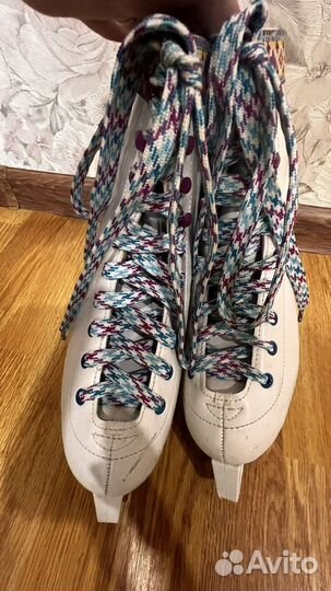 Коньки для фигурного катания