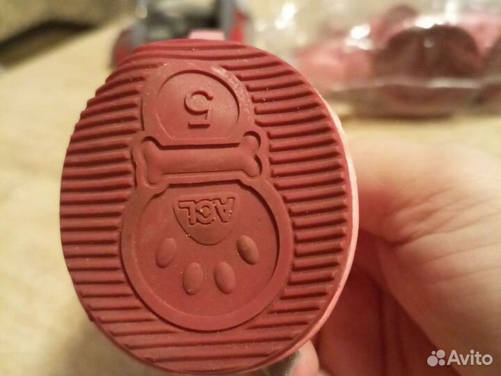 Продаю обувь для собак