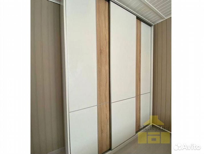 Шкаф распашной