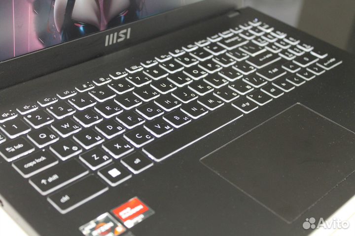 Мощный ультрабук MSI