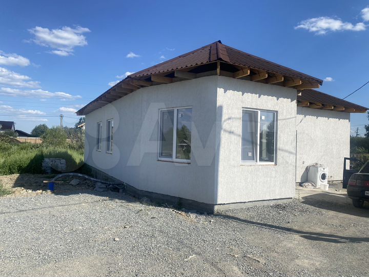 Коттедж 112,3 м² на участке 6 сот.