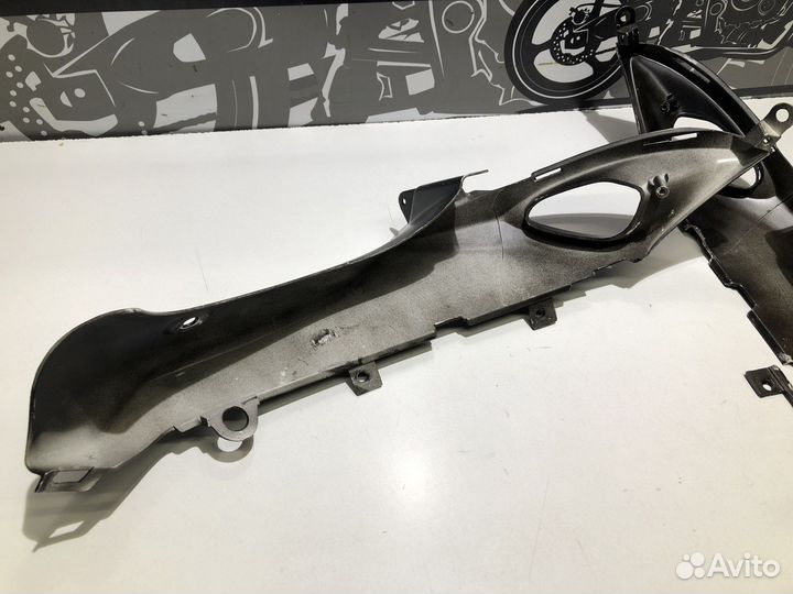 Пластик воздуховодов Suzuki GSX-R 1000 K6 2006г