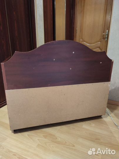 Тумбочка для обуви