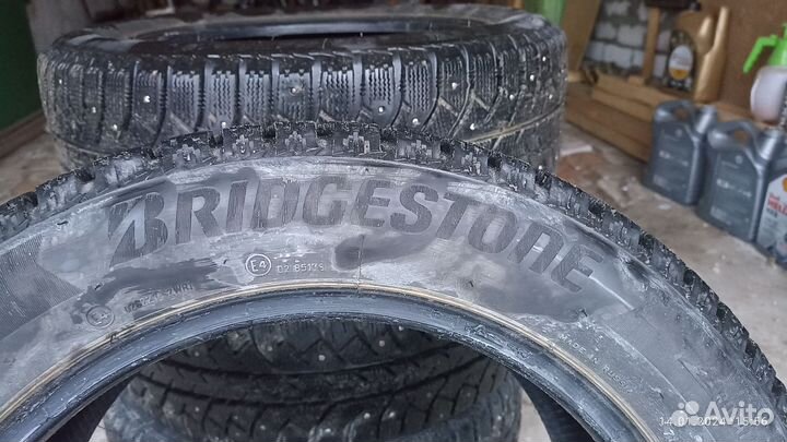 Bridgestone Ice Cruiser 7000S 205/55 R16 91T