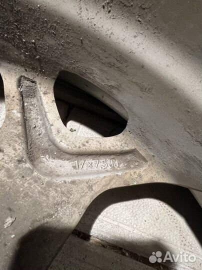 R17 Колеса в сборе зимние