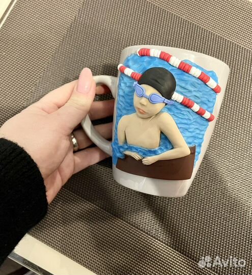 Кружка с декором из полимерной глины