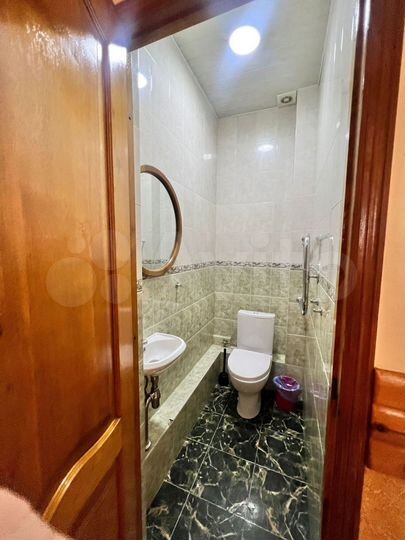 Дом 180 м² на участке 5 сот.