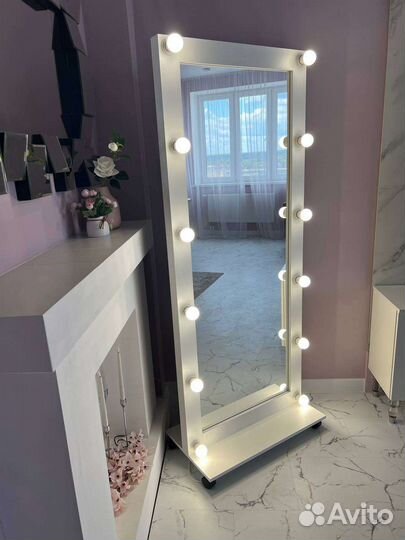 Гримерное зеркало