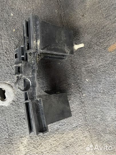 Крепление подрулевых переключателей BMW E36