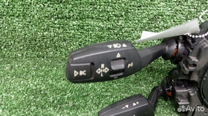 Блок подрулевых переключателей Bmw X5