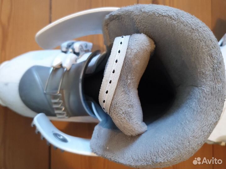 Горнолыжные ботинки детские 22.5