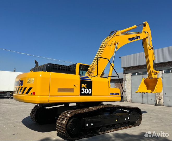 Гусеничный экскаватор Komatsu PC300-8, 2019