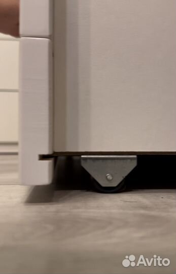 Выкатной ящик под кровать