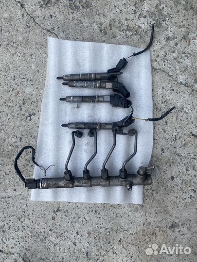 Рейка топливная рампа Mercedes-Benz