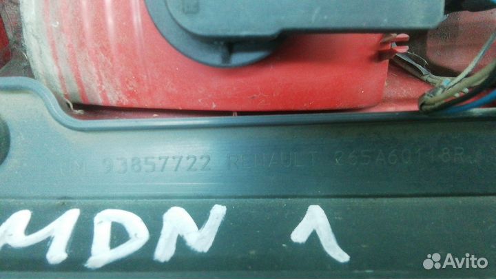 Фонарь задний правый Nissan Primastar рест. 2008