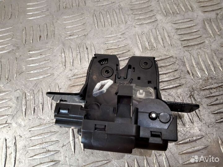 Замок багажника Renault Scenic 2