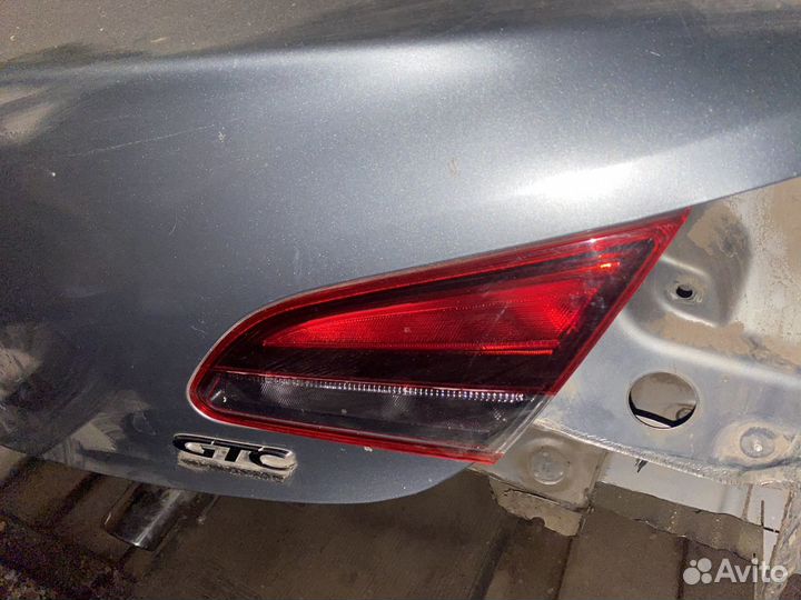 Фонарь задний правый Opel Astra J GTC