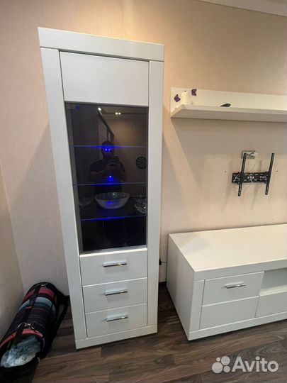 Стенка в гостиную,производитель lazurit