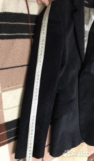 Велюровый детский пиджак