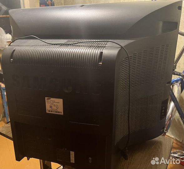 Телевизор samsung