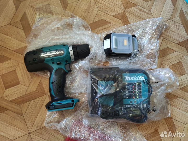 Шуруповерт Makita DDF453