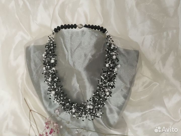 Воздушный чокер из бисера на магнитной застёжке