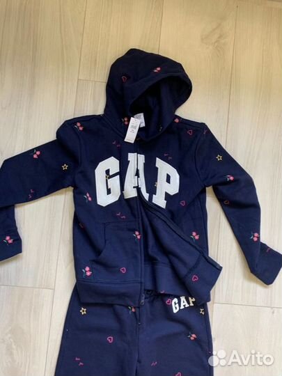 Спортивный костюм Gap