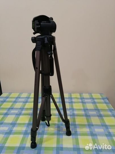 Штатив для фотоаппарата Сontinent А3