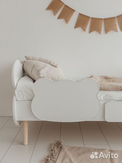 Кровать детская с бортиком мишка новая