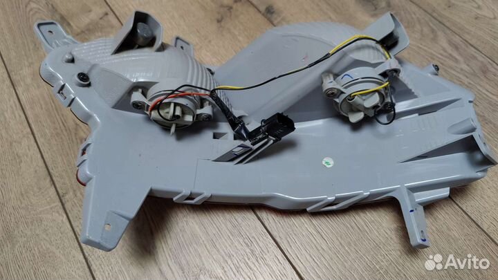 Фонарь Kia Sportage 4 задний левый