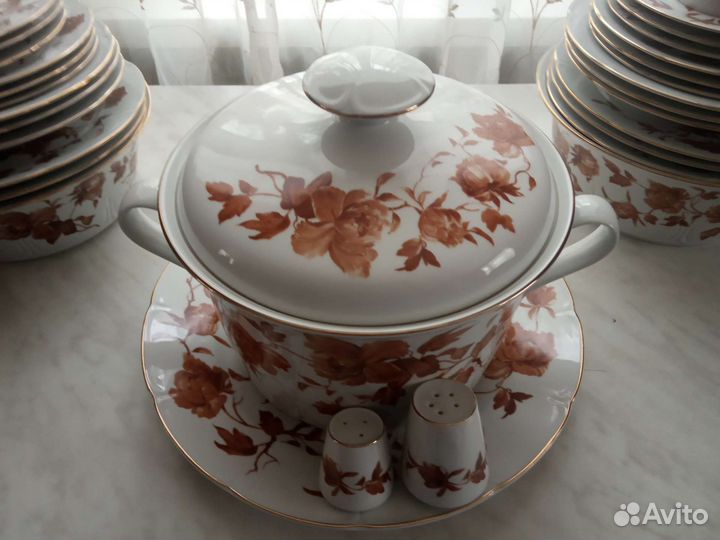 Сервиз столовый