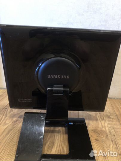 Монитор Samsung SyncMaster 971p