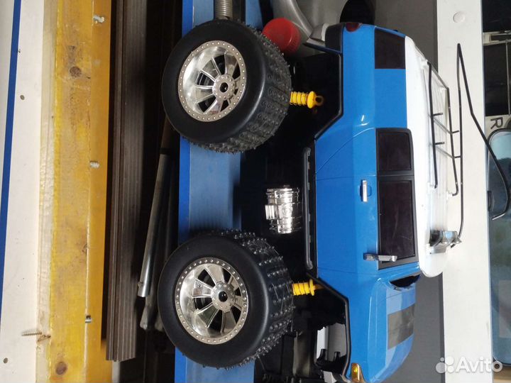 Внедорожник