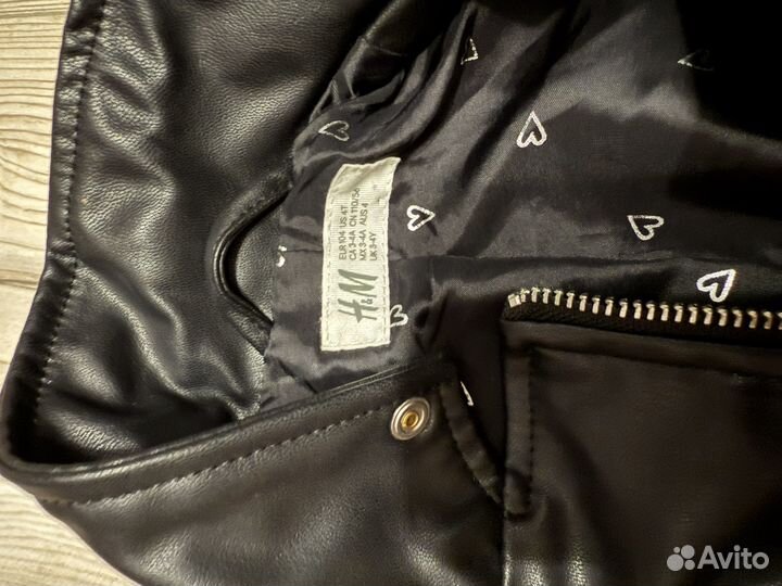 Куртка hm кожаная 104