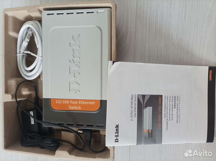 Коммутатор D-Link DES-1008D