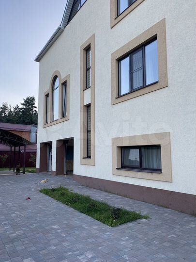 Дом 400 м² на участке 10,5 сот.