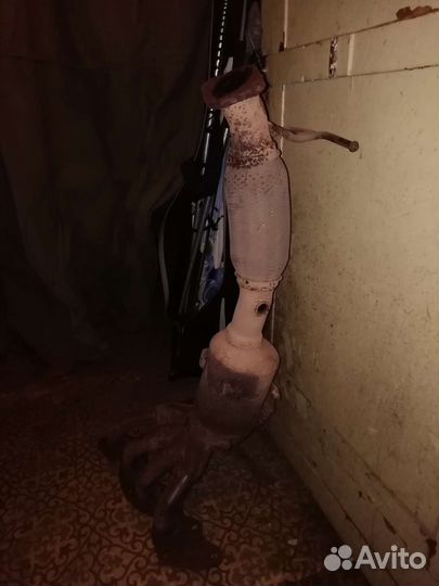 Выпускной коллектор Ford Focus C-Max 2.0