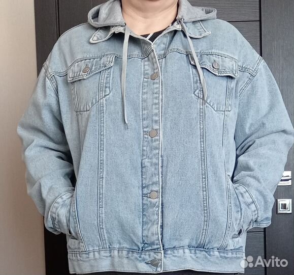 Джинсовая куртка женская