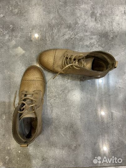 Легкие ботинки натуральеая кожа