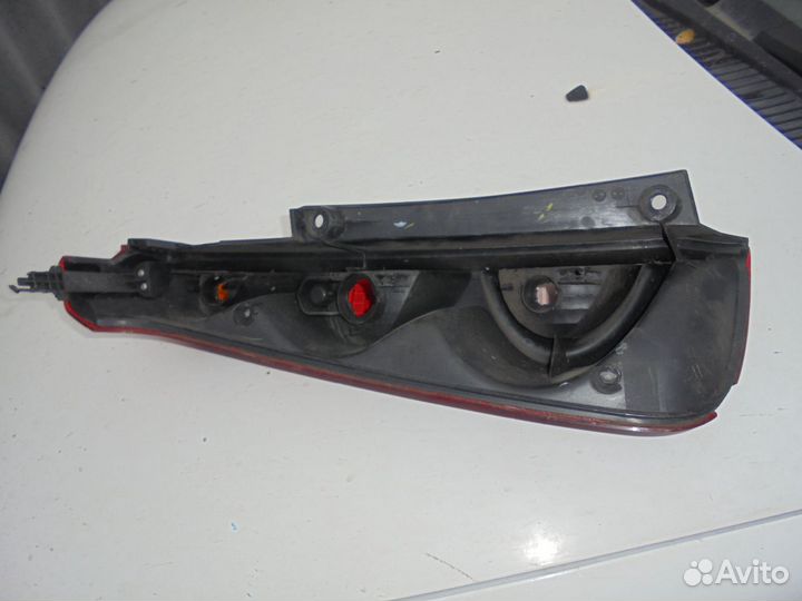 Фонарь задний правый Nissan Note