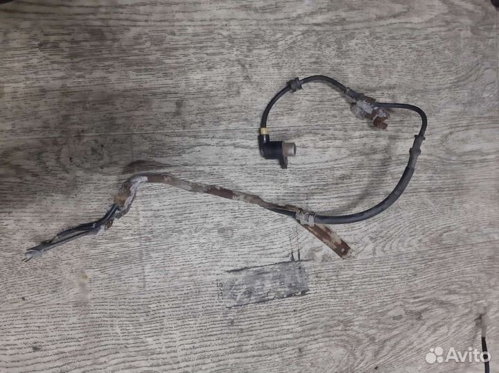 Датчик ABS Toyota Duet M100A