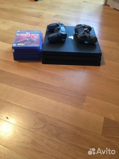 Sony playstation 4 pro 1tb CUH7208B (последняя)