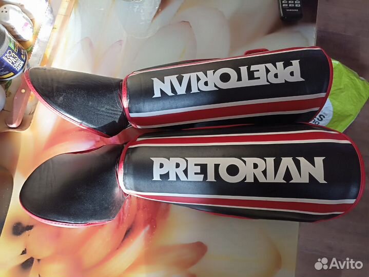 Защита для ног единоборства