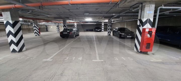 Машиноместо, 13 м²