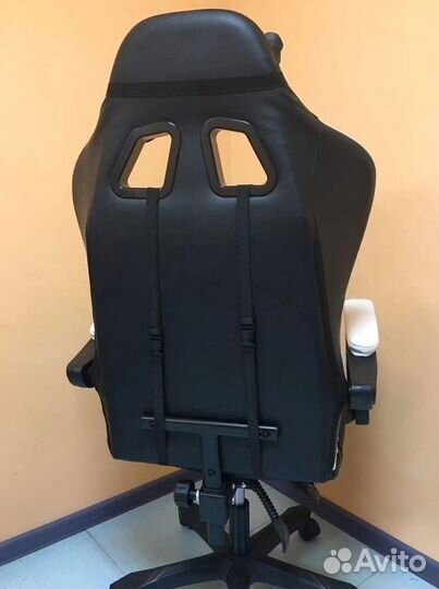 Компьютерное игровое (геймерское) кресло. Новые