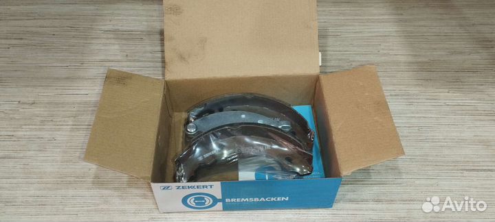 Задние тормозные колодки (барабанные) Renault