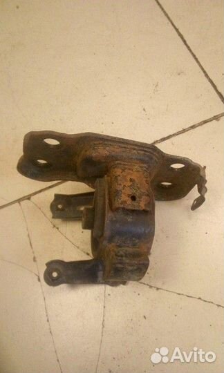 Опора кпп левая Toyota Corolla